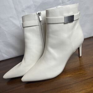 CK Calvin Klein Women's 3.25” Heel Ankle Boot KCSarity Ivory 150 Size 11 Preppy